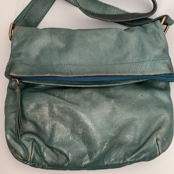 Green Cross Body Bag - Picture 2 of 8